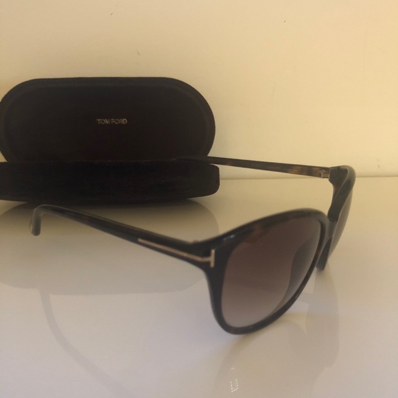 Disney Christmas 2025 Lil Rin Rin Plush Badge Red New